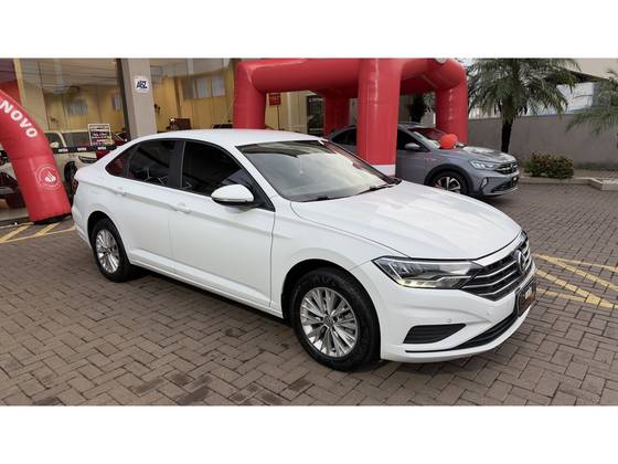 VOLKSWAGEN JETTA 1.4 250 TSI TOTAL FLEX COMFORTLINE TIPTRONIC